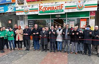 Pamukova’ya Tarım Kredi Marketi açıldı.
