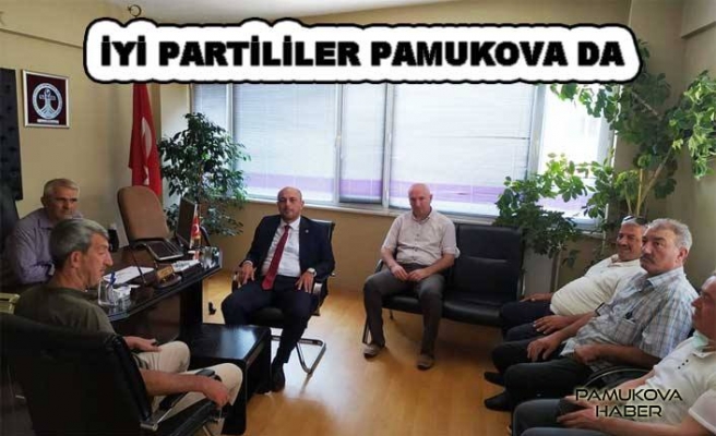 İYİ Partiden Pamukova ziyareti.
