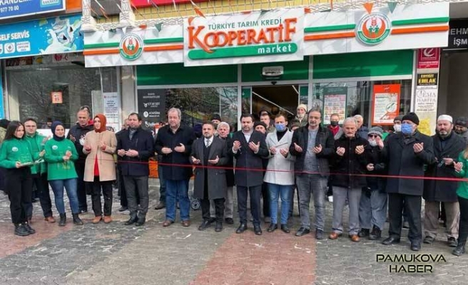 Pamukova’ya Tarım Kredi Marketi açıldı.