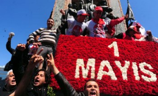 34 yıl sonra Taksimde 1 mayıs kutlaması