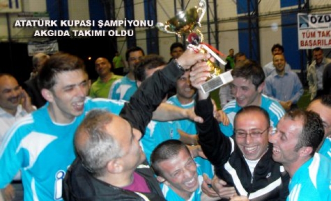 Atatürk kupası şampiyonu Akgıda takımı oldu