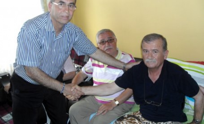 CHP Milletvekili Kemal Demirel ve CHP'liler Gökoğlunu ziyeret ettiler