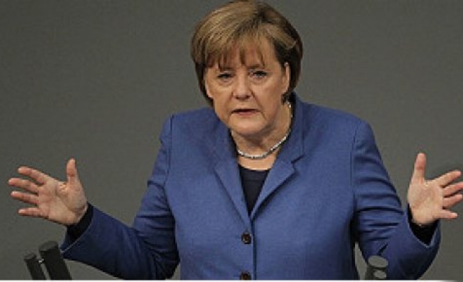 Merkel nükleer enerjiden çıkış yolu arıyor