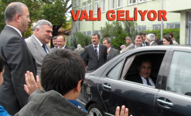 Vali Geliyor.