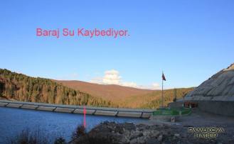Akçay Barajı Su kaybediyor.