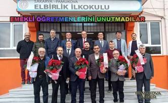 Pamukova’da 24 Kasım Öğretmenler günü korona gölgesinde geçiyor.