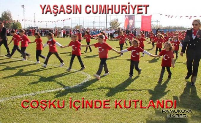 Pamukova’da Cumhuriyetin 101. yılı coşku içinde kutlandı.