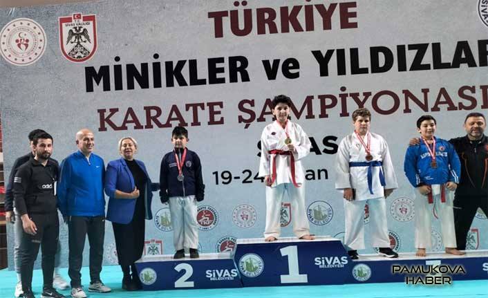 Pamukovalı Karateci Yusuf Gençalı Türkiye ikincisi oldu
